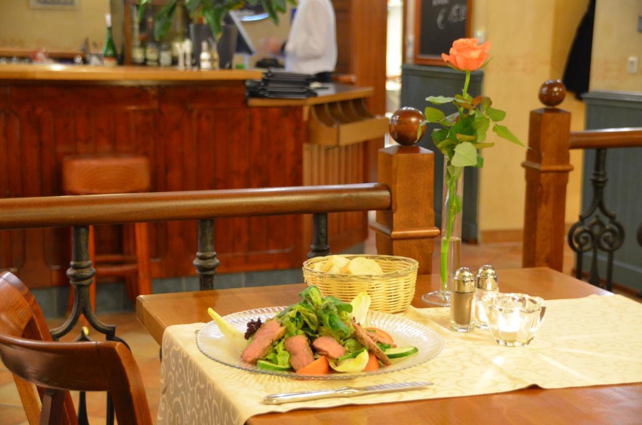 Wohlfuehl-Hotel Neu Хайделберг Екстериор снимка