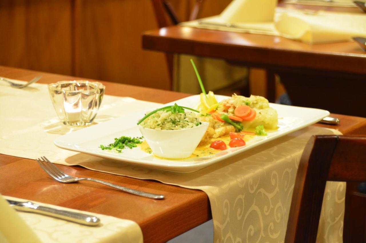 Wohlfuehl-Hotel Neu Хайделберг Екстериор снимка