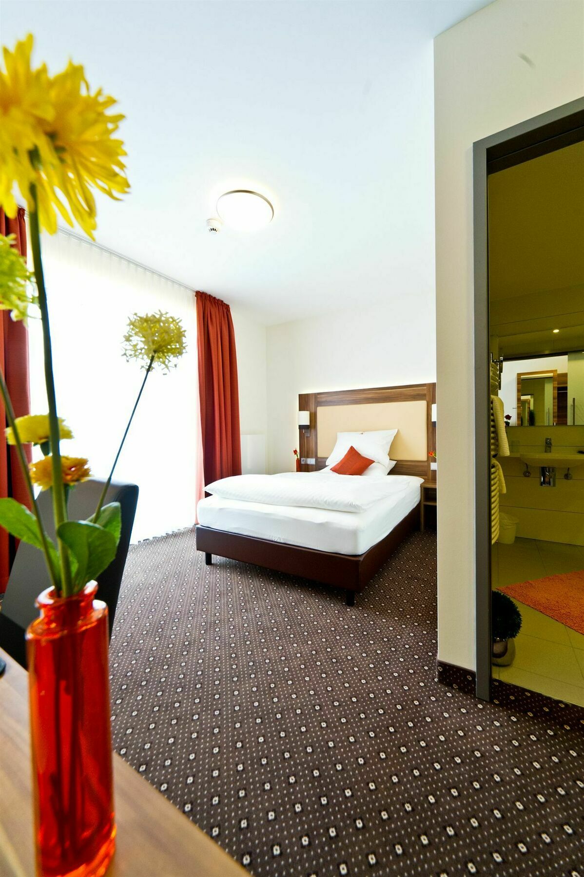 Wohlfuehl-Hotel Neu Хайделберг Екстериор снимка